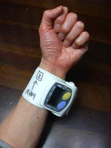 070417sphygmomanometer.jpg